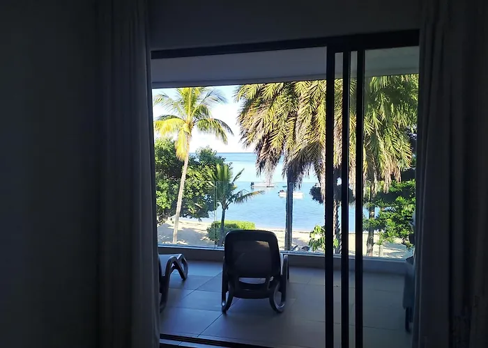 Caplage -Beach Front Luxury Apartment At Searock